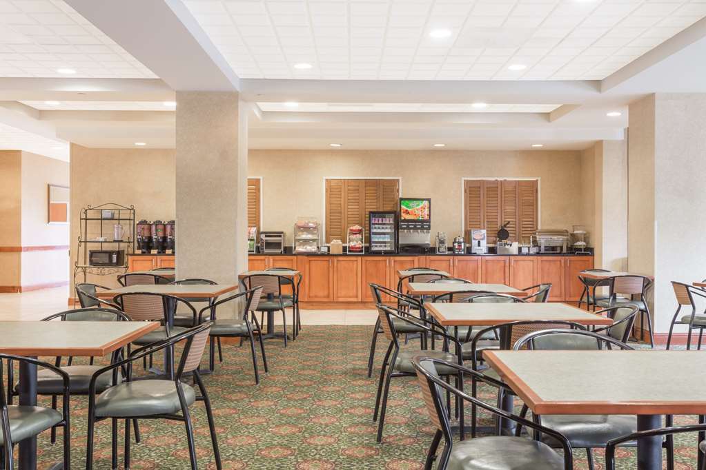 Wingate By Wyndham Stafford/Quantico Hotell Restaurang bild